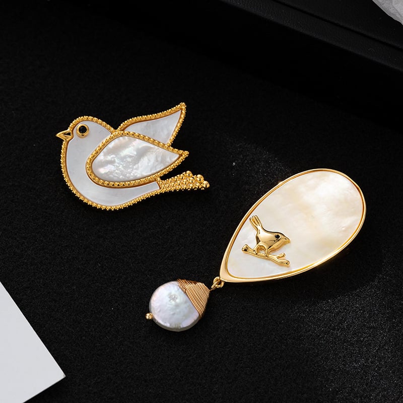 Broșă cu floare de perle, design chinezesc nou, bază de cupru, finisaj electroplacat, accesoriu feminin de modă, vară 2024