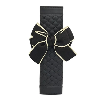 Κάλυμμα ζώνης ασφαλείας αυτοκινήτου με φιόγκο — δερμάτινο και ύφασμα διακοσμητικό μαξιλάρι εσωτερικού χώρου