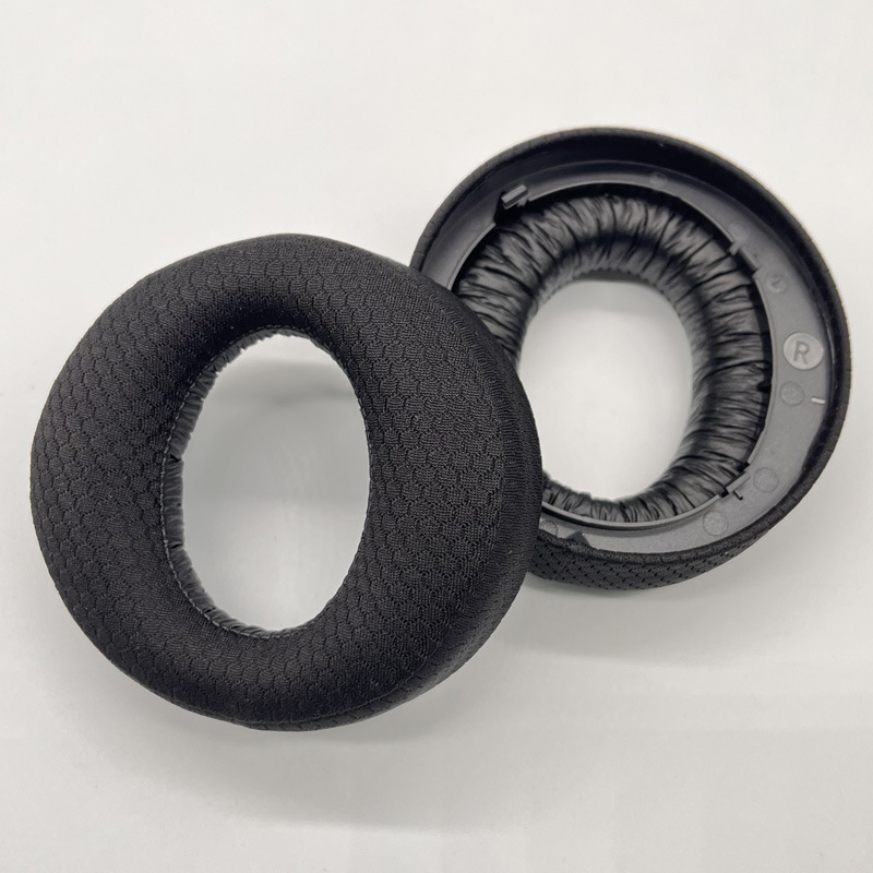 Sony PS5 PULSE 3D fülvédő bőrtok; anyagok: proteín bőr, flanel, háló, gél; 2 darabos készlet; mintára szabható egyénre szabás; 7 napos visszaküldés ok nélkül