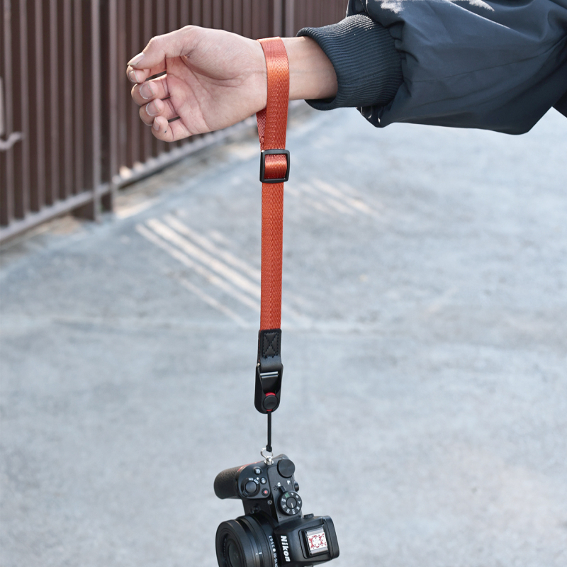 Gisergar G-20 Curea pentru încheietura mâinii cu eliberare rapidă pentru camere SLR și mirrorless, instalare rapidă