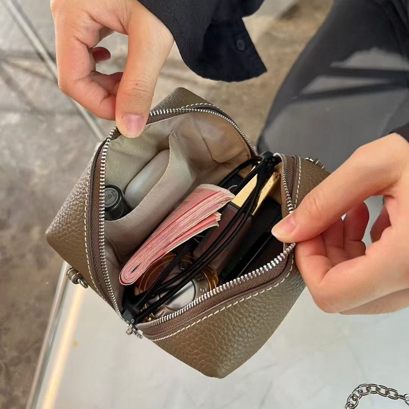 Love Ripples 2026 Mini kožna torbica za ručak i kozmetiku, crossbody sa zatvaračem, vodoravni kvadratni oblik, 1 naramenica, podstava od sintetičke kože, proljeće 2026