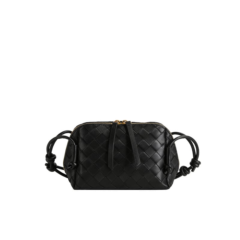 Geantă din piele naturală, design țesut din piele de miel, formă orizontală pătrată, deschidere acoperită, buzunar intern cu fermoar