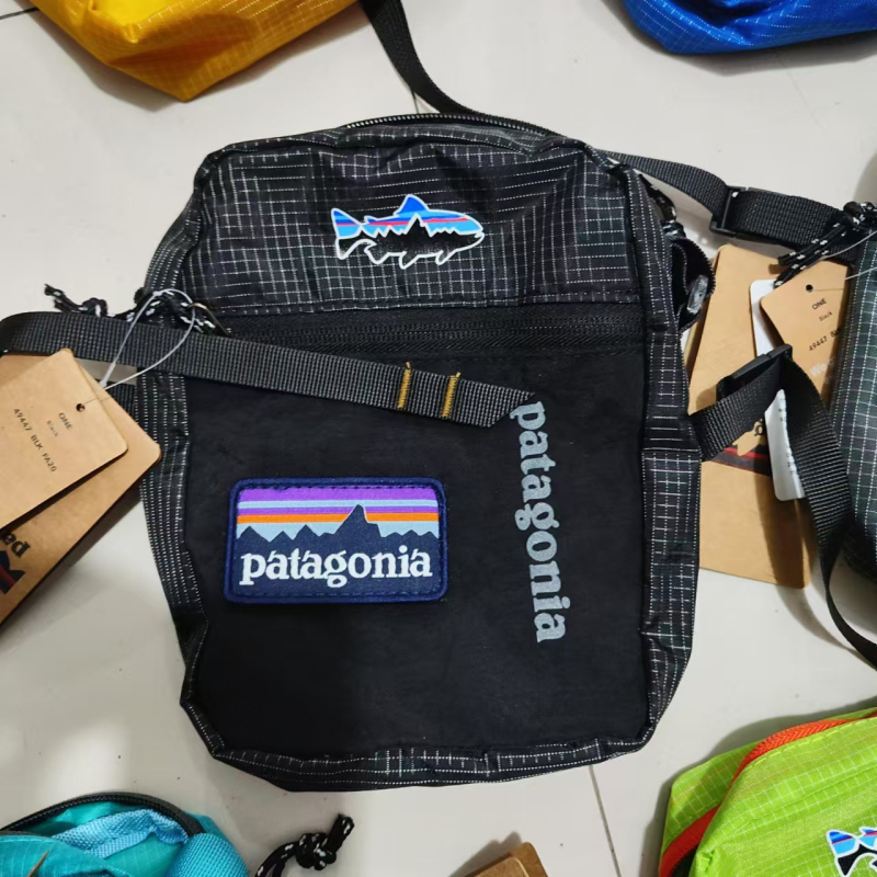 Geantă unisex pentru telefon, pentru sport în aer liber, imprimeu cu litere, design vertical, curea peste umăr în stil urban (material: nylon; impermeabil; ușor; căptușeală: poliester)