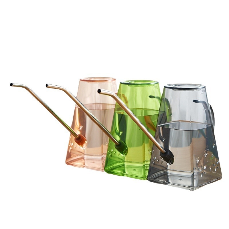 Κανάτα ποτίσματος από πλαστικό με μακρύ στόμιο, μάρκα Family Life, χωρητικότητα 1L–1.5L, για οικιακή κηπουρική