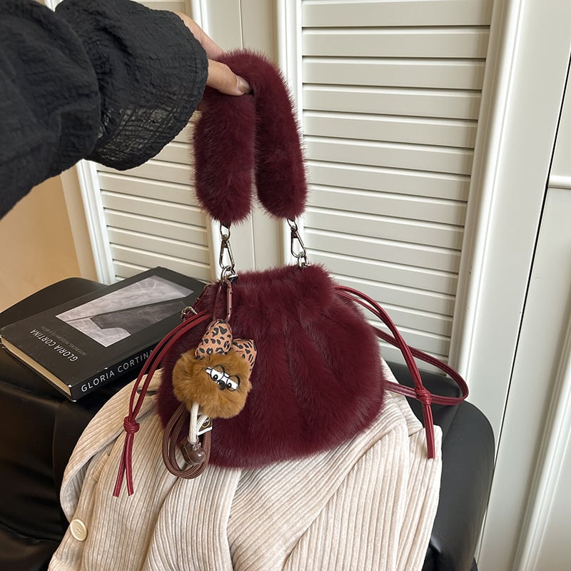 Чанта-кофа от плюш, стилна и ежедневна, магнитно закопчаване, джоб за телефон