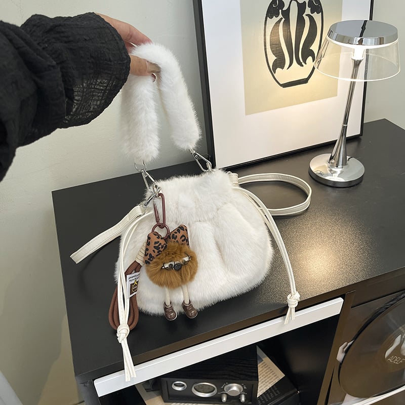 Чанта-кофа от плюш, стилна и ежедневна, магнитно закопчаване, джоб за телефон