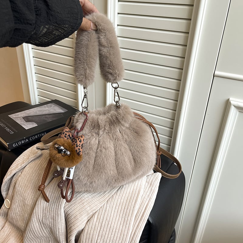 Чанта-кофа от плюш, стилна и ежедневна, магнитно закопчаване, джоб за телефон