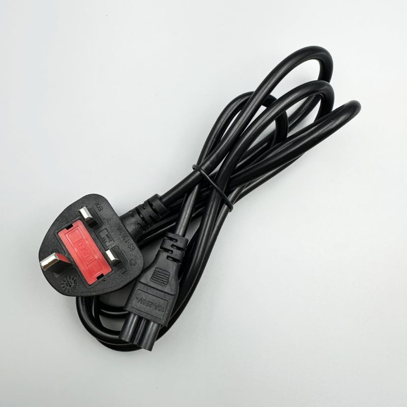Barošanas kabelis 13A, Lielbritānijas standarts, 8-pins spraudnis ar plūmiju zieda formu, datora aizvietojošs kabelis