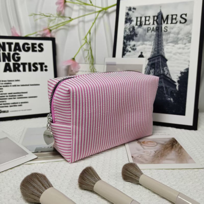 Козметична чанта с голям капацитет, полиестер с райета, лека и издръжлива, унисекс дизайн