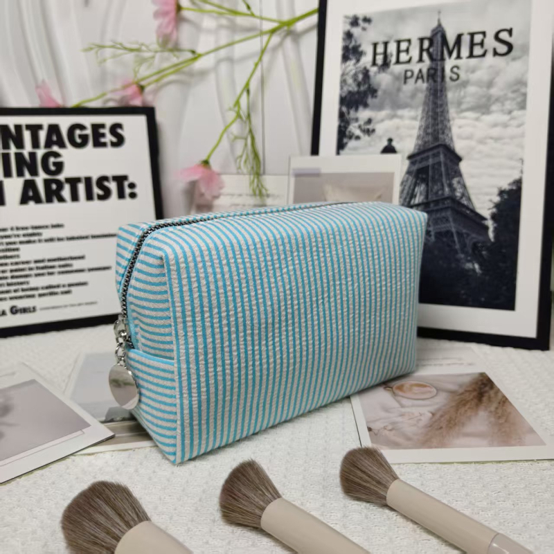 Козметична чанта с голям капацитет, полиестер с райета, лека и издръжлива, унисекс дизайн