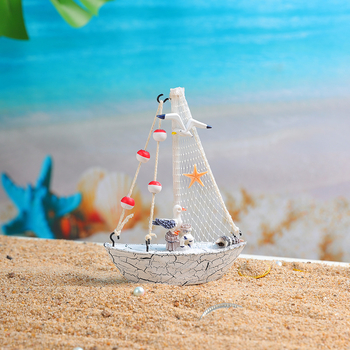 Mini model broda u mediteranskom stilu od sintetičke smole, marka Suojun, dekorativni komad s detaljama galeba i školjki