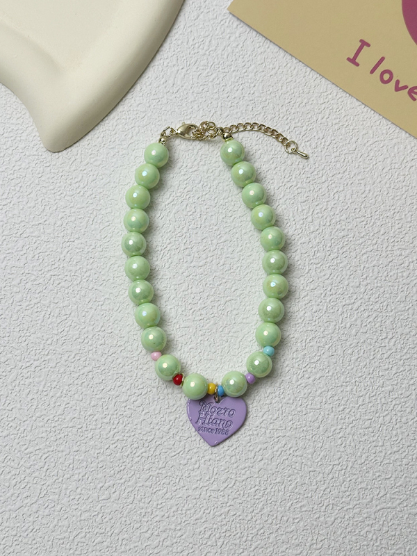 Dzīvnieku kaklarota kaķiem un suņiem - sirds kulons, rezīna pērlītes, elastīga, princeses stils, mīlestības raksts