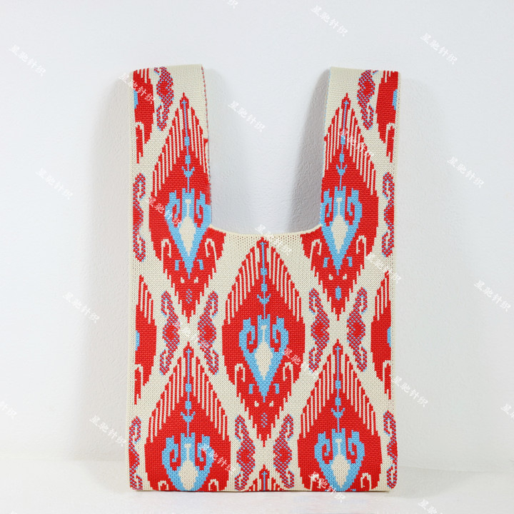 Unisex pletena torba s Adelais Silk Pattern, poliester materijal, uspravni kvadratni oblik, pretinac za mobitel.