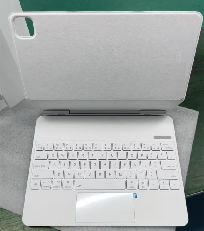 Tastatură wireless Bluetooth cu suport magnetic plutitor, compatibilă cu seriile iPad Pro și iPad Air, design ergonomic