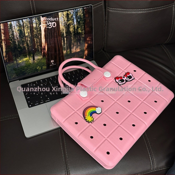 Taška na notebook EVA, skladovanie, mestská jednoduchosť, jar 2025