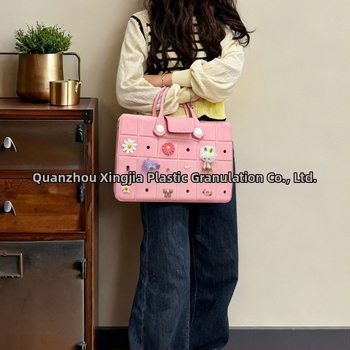 Taška na notebook EVA, skladovanie, mestská jednoduchosť, jar 2025