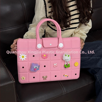 Taška na notebook EVA, skladovanie, mestská jednoduchosť, jar 2025