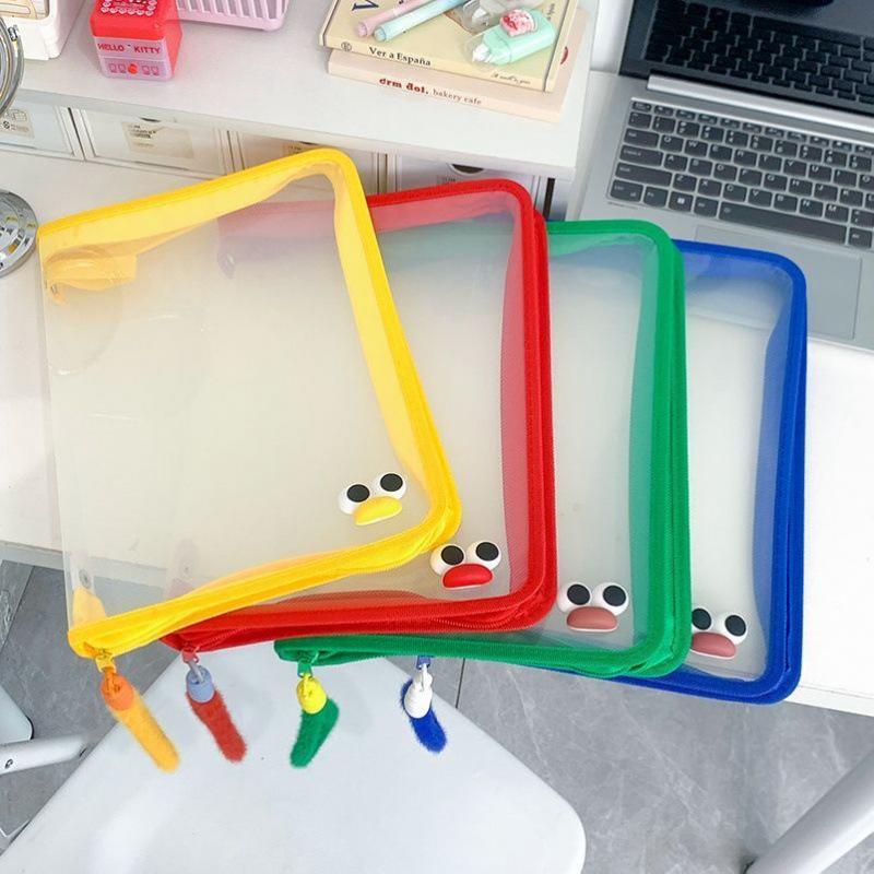 Чанта за файлове с цип, прозрачен корпус, пластмасов материал, отваряне в форма на L, подходяща за учебници и документи