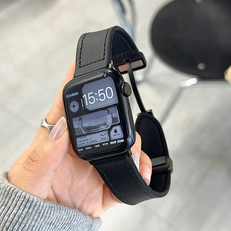 Remen za Apple Watch: prava koža, magnetska kopča, moderan stil, kompatibilan s Apple Watch, težina 30 g