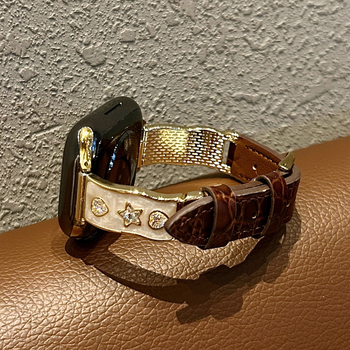 Apple Watch szíj valódi bőrből, csillag gyémánt díszítés, fémes kialakítás, tűs csatok, kompatibilis az Apple Watch-cel