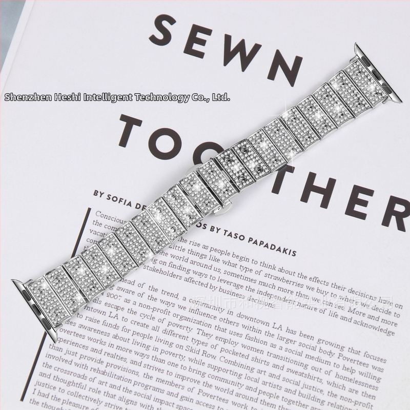  Kovový remienok pre Apple Watch Ultra 2, šírka 20 mm, hmotnosť 65 g, uvedený na trh v roku 2022