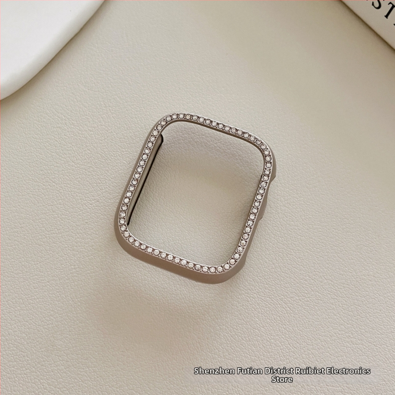 Ochranný kryt s krištáľmi pre Apple Watch, farba Starlight, kompletné krytie Series 9/8 a SE (iWatch 10. generácia)