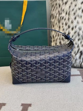 Dumpling alakú kozmetikai táska, PVC anyag, cipzáras záródás, belső zsebek telefon és személyi igazolvány számára, vászon bélés