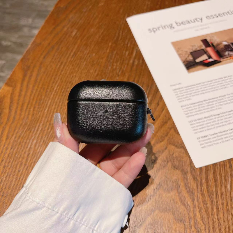 Apple AirPods védő kemény tok – műbőr, velúr, PC; matt felület; kézzel készített; kompatibilis AirPods 1/2/3/4 és Pro 2