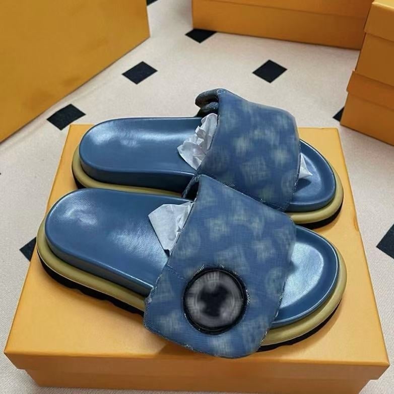 Moteriškos natūralios odos reljefinės sandalės su Velcro užtrauktuku, stora padas