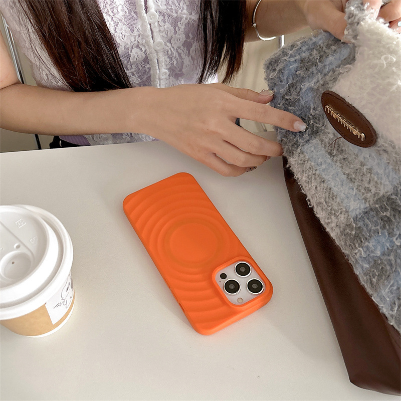 Silīkonu korpuss iPhone 14 Pro Max ar magnētisku savienojumu, caurumiem dizainu, izturīgs pret triecieniem, pret pirkstu nospiedumiem