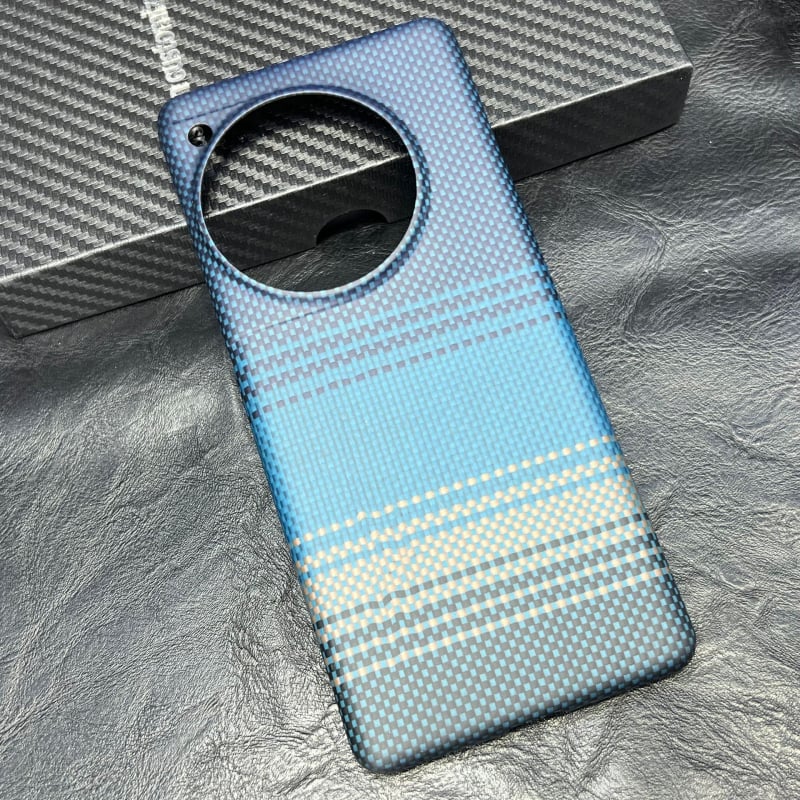 Carcasă Shield shell pentru OnePlus 12 și OnePlus 11 – Kevlar, manufactură manuală, carcasă rigidă, rezistență la uzură, la căderi și la amprente