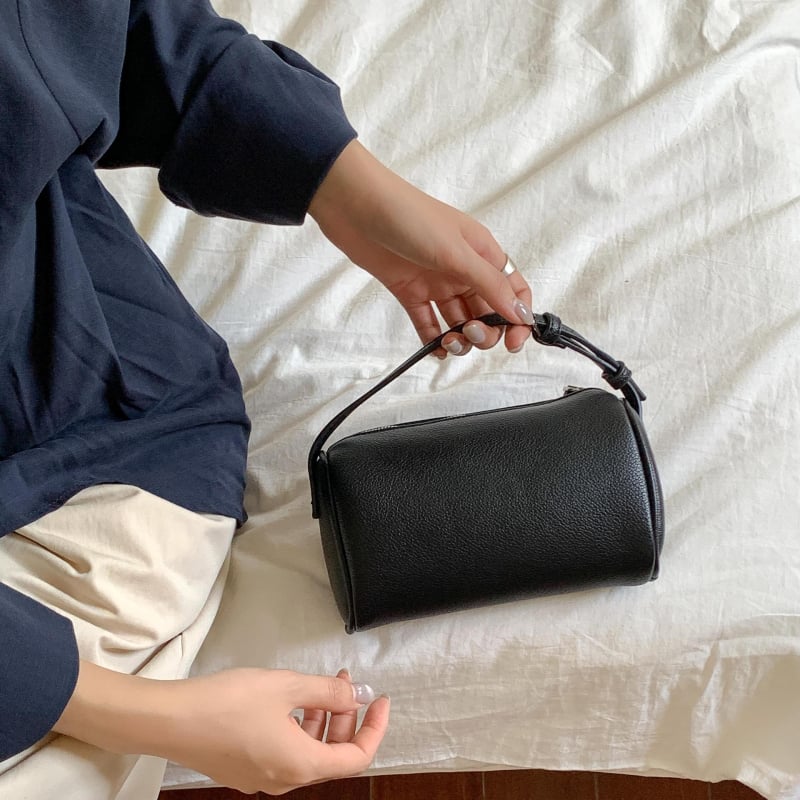 Ženska crossbody torba, horizontalni kvadratni oblik, PU koža, poliester podstava, zatvarač, dvostruki remeni