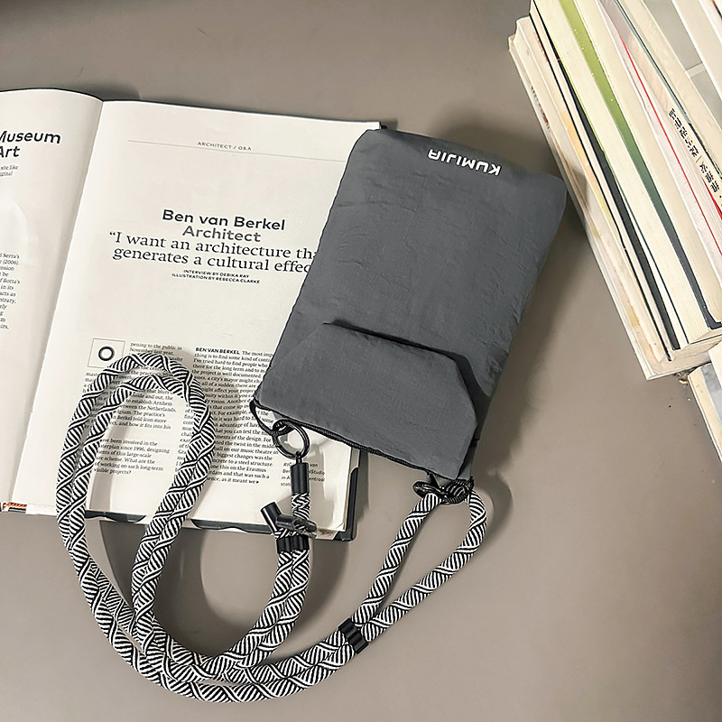 Nylon mini crossbody torba za telefon, japanskog stila, gradska jednostavnost, ljeto 2025, s pretinicom za kartice i ID