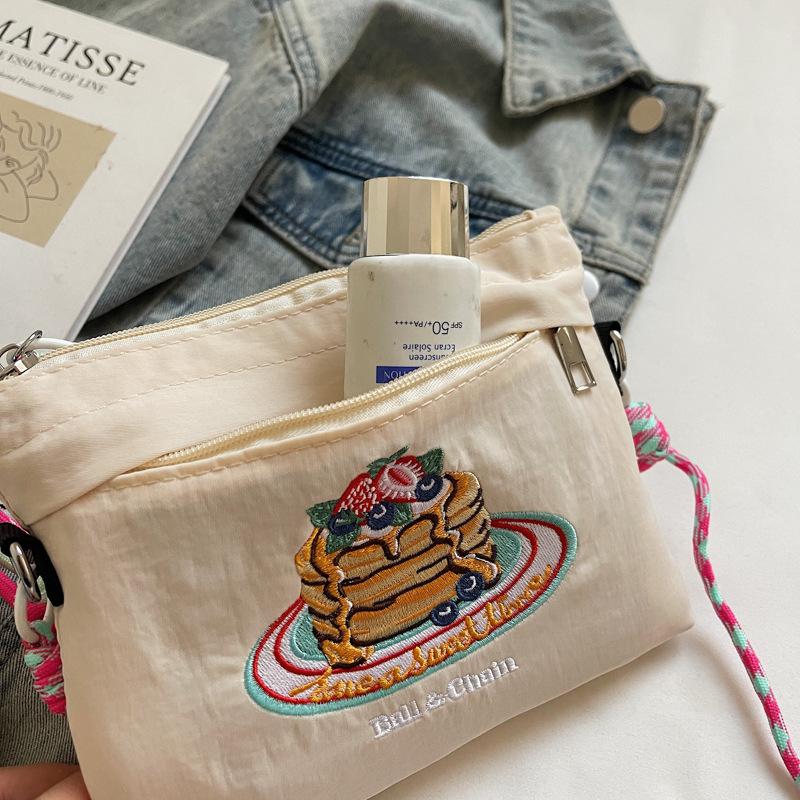 Meow House Ženska crossbody torba u japanskom stilu, izšivana torba za rame, dnevna kozmetička torba, svestrana torba za telefon