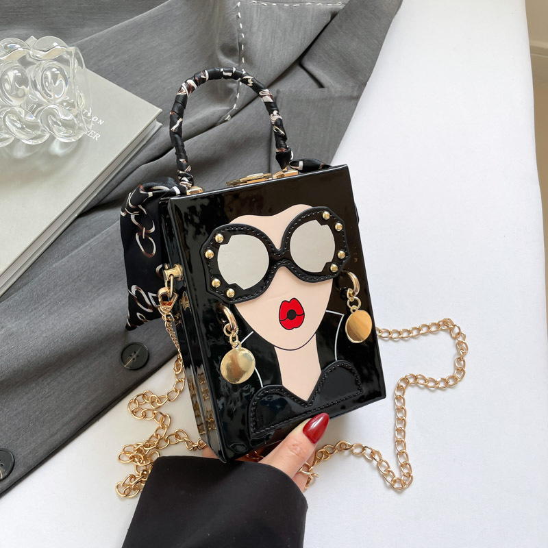 Box torba – PU koža, Box stil, vertikalni kvadratni oblik, zaključavanje, unutarnja džep za telefon