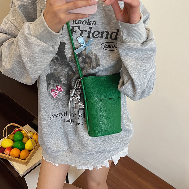 Ženska mini crossbody torbica, PU koža, street trend, uspravnog kvadratnog oblika, magnetsko zatvaranje, skriveni džep na zip