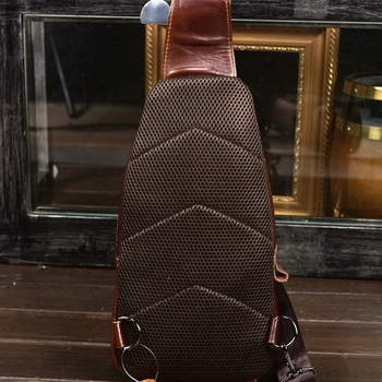 Мъжка чанта за гърдите от естествена кожа, първи слой телешка кожа, устойчива на износване, едноцветна, подплата полиестер