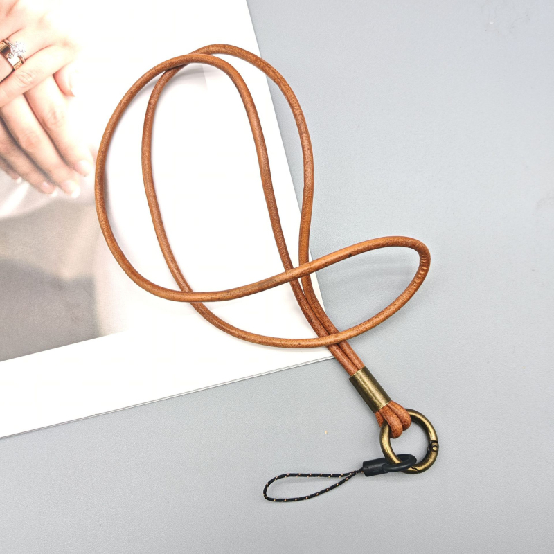 Duga ručno izrađena kožna lanyard za mobitel, unisex, metalna kopča, prilagodljiva duljina, bez privjeska