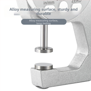 Elektroniskais digitālais biezuma mērinstruments ar augstu precizitāti — mikrometra kalibrators ar plakano un šauru galu, paredzēts stikla, papīra un lokšņu materiālu biezumam