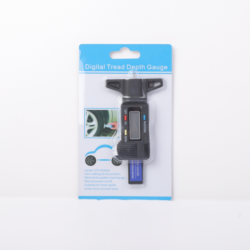 Електронен цифров измервател за дълбочината на протектора на гумата и дебелината на спирачните накладки