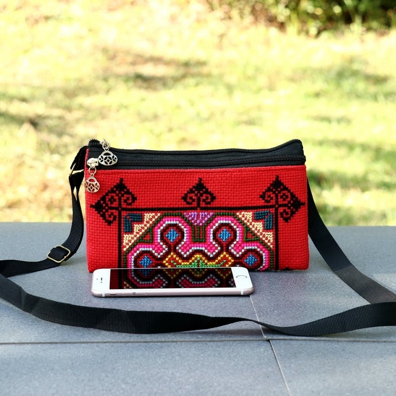 Yunnai народно-стилна бродирана кръстосана чанта-портфейл с цип, памук и лен, вътрешен джоб за телефон