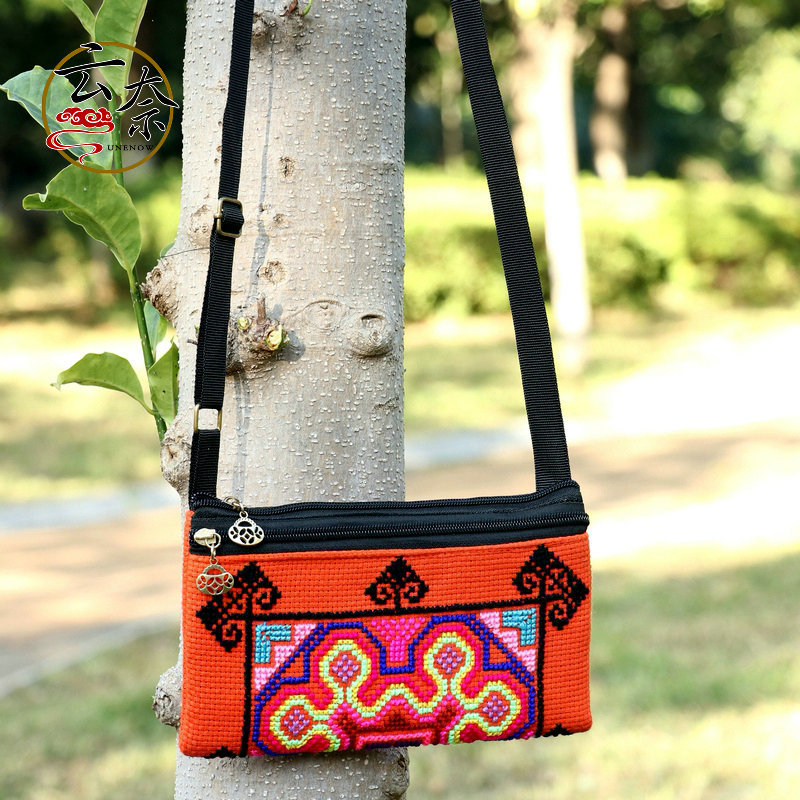 Yunnai народно-стилна бродирана кръстосана чанта-портфейл с цип, памук и лен, вътрешен джоб за телефон