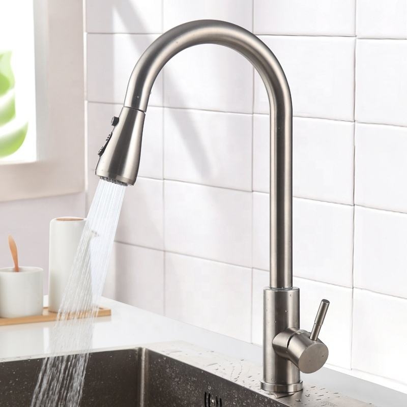 Многофункционален кухненски смесител с издърпване, 304 неръждаема стомана, сатенено покритие, керамичен диск клапан, монтаж на плот, повдигане