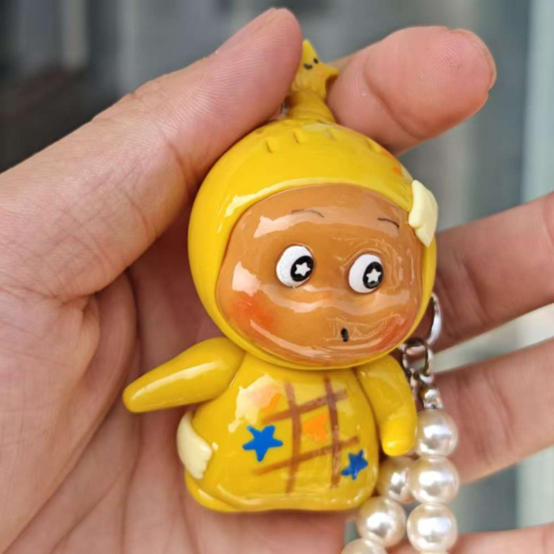 Labubu privjesak za ključeve od smole - ručno izrađeno, korejskog stila, individualno zapakirano
