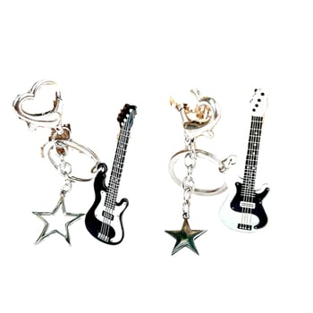 Privjesak za ključeve s gitarom od titan čelika, europski stil retro 2D dizajn, idealan poklon