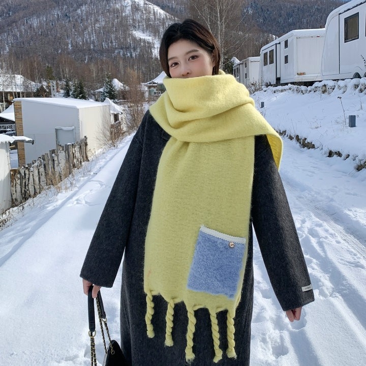 Kaixiu kabatas šalle no mākslīgā kašmīra, warp adījums, silts, rudens 2024