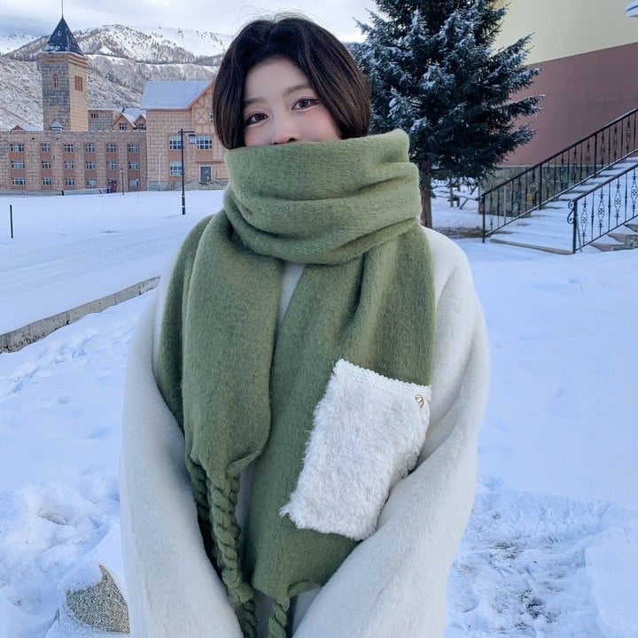 Kaixiu kabatas šalle no mākslīgā kašmīra, warp adījums, silts, rudens 2024