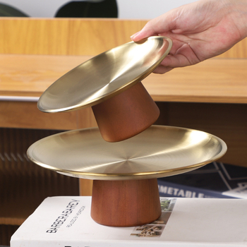 Плодово-десертна чиния на поднос от твърдо дърво с акценти от неръждаема стомана – луксозен ретро стил за дневна и чайна стая.