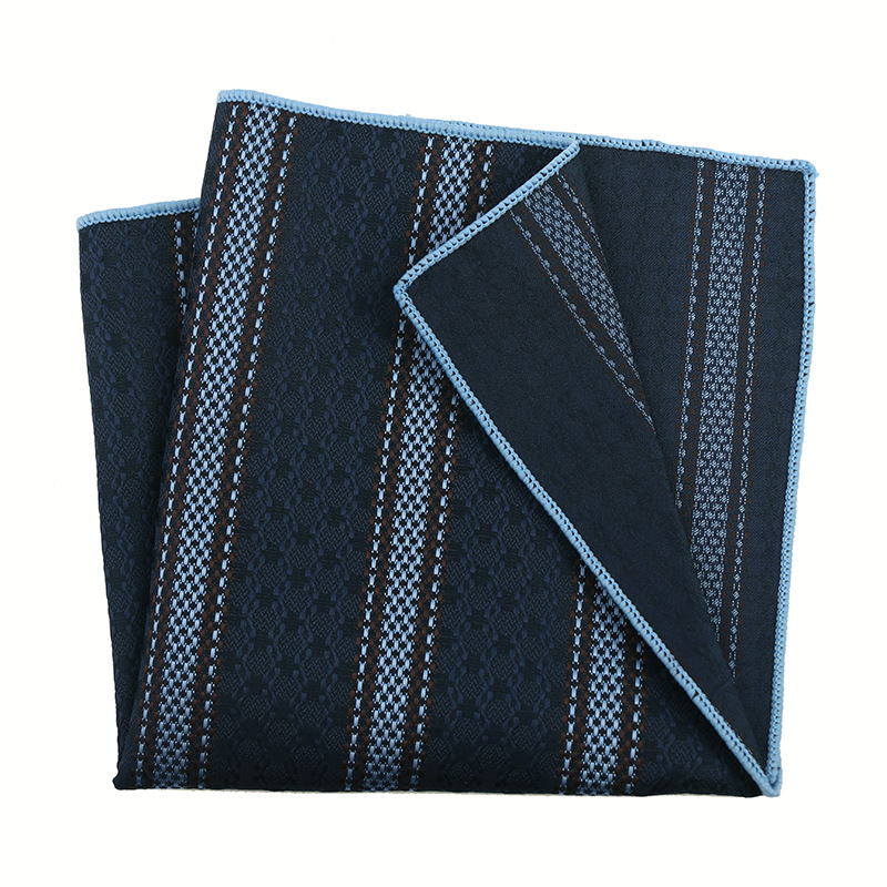 Kabatas lakatiņš uz uzvalka, poliestera diegi, džakarda audums, raksts ar karu un ziedu motīvu, brīvs stils, iepakojums vienā OPP maisiņā