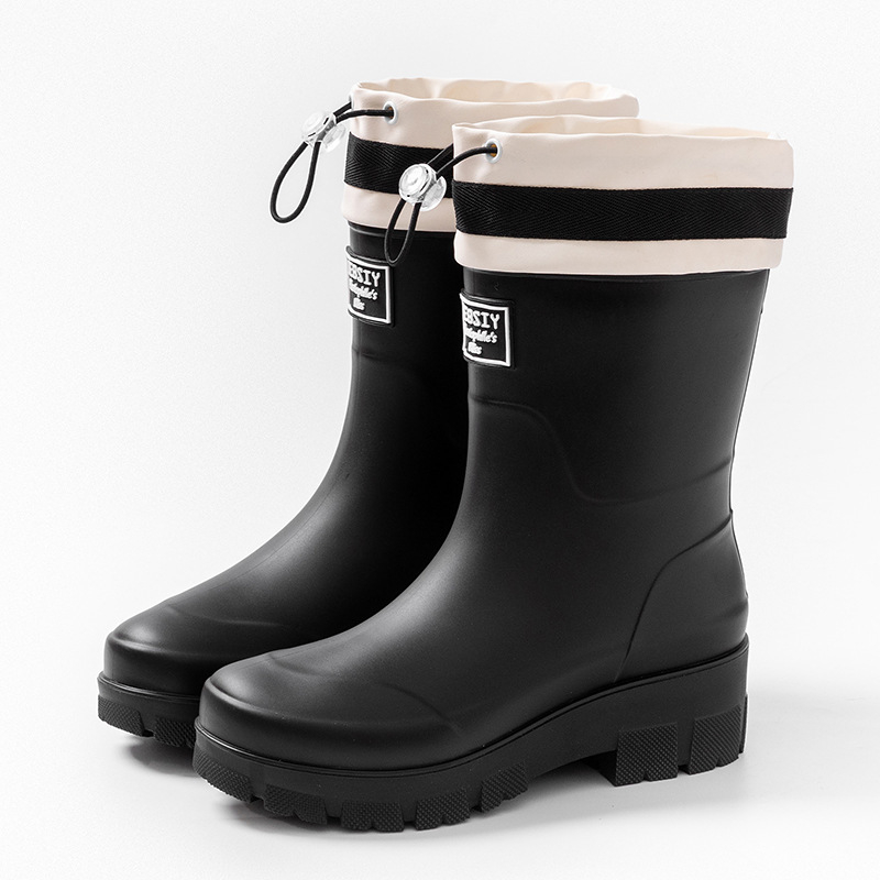 Női esőcsizma - csúszásmentes talp, középmagas cső, PVC felsőrész, pamut-velúr bélés, vastag talp